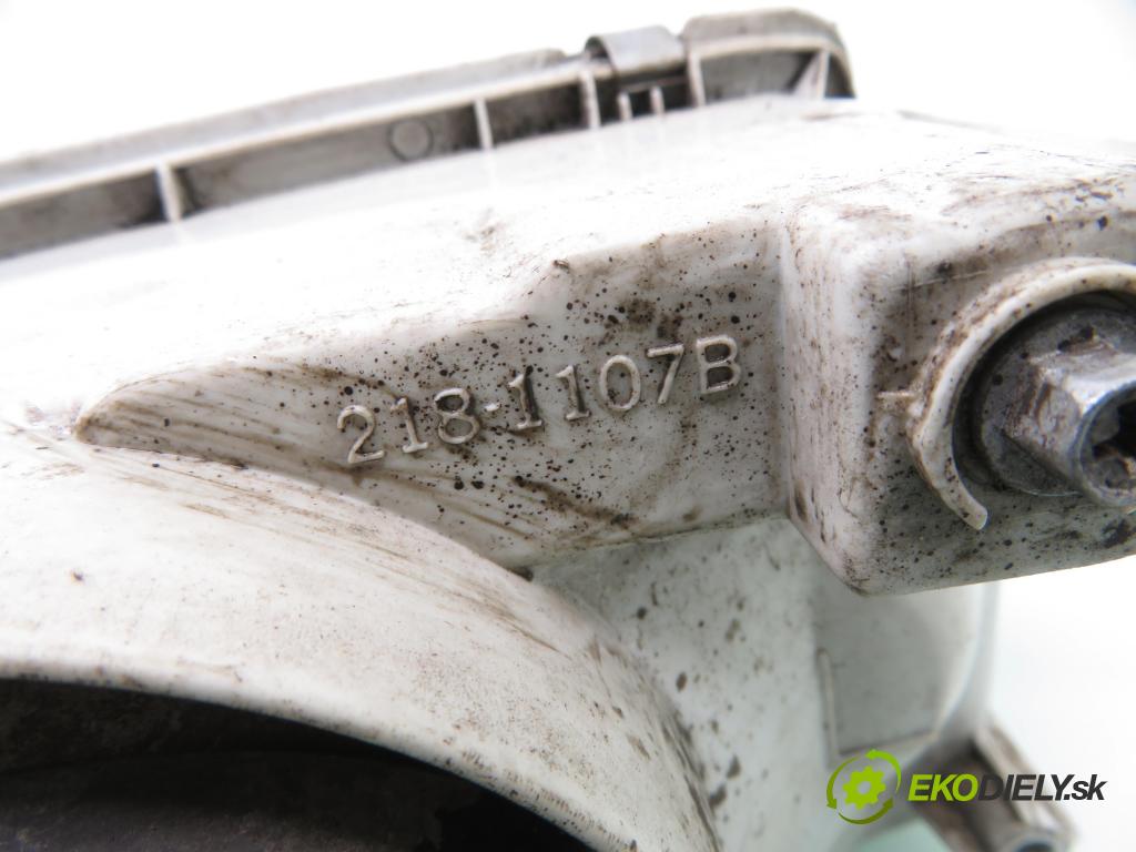 SUZUKI VITARA (ET, TA, TD) TERENOWY 1996 50,00 1.9 D (SE 419TD) - XUD9A 1905,00 Svetlo LP