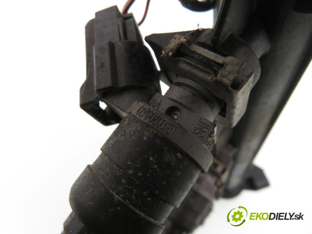 SEAT ALTEA (5P1) MINIVAN 2004 75,00 1.6 102 1595,00 Lišta vstrekovacia 06A906031BT ; 06A133317AC (Vstrekovacie lišty)