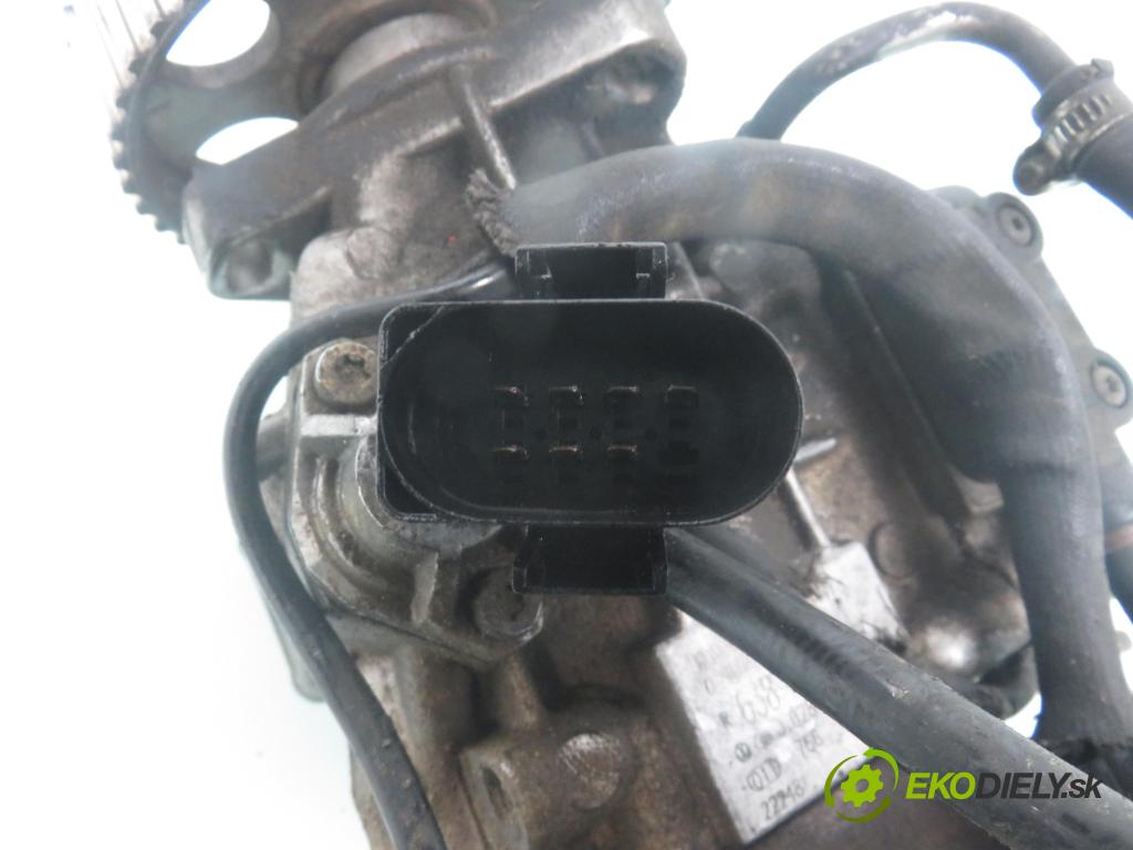 VW PASSAT B5 (3B2) SEDAN 1999 66,00 1.9 TDI - AHH 1896,00 Pumpa vstrekovacia 0460404969 ; 028130115A (Vstrekovacie čerpadlá)