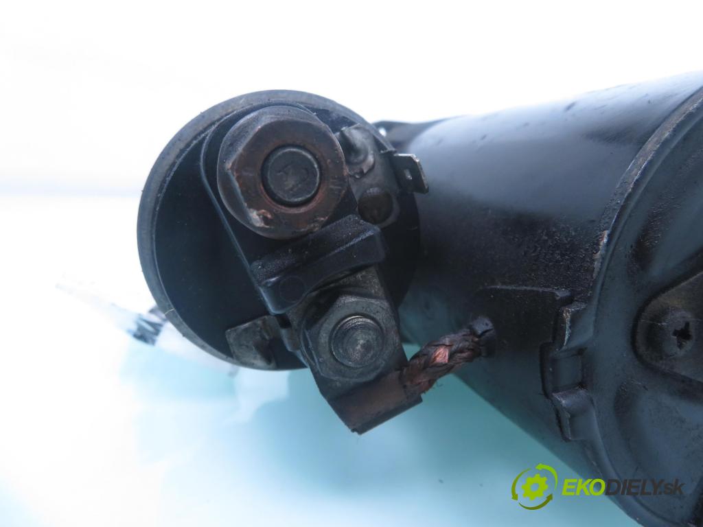 RENAULT CLIO II (BB_, CB_) HB 1999 43,00 1.2 8V 58 1149,00 startér 000116001 ; 864608 (Startér)