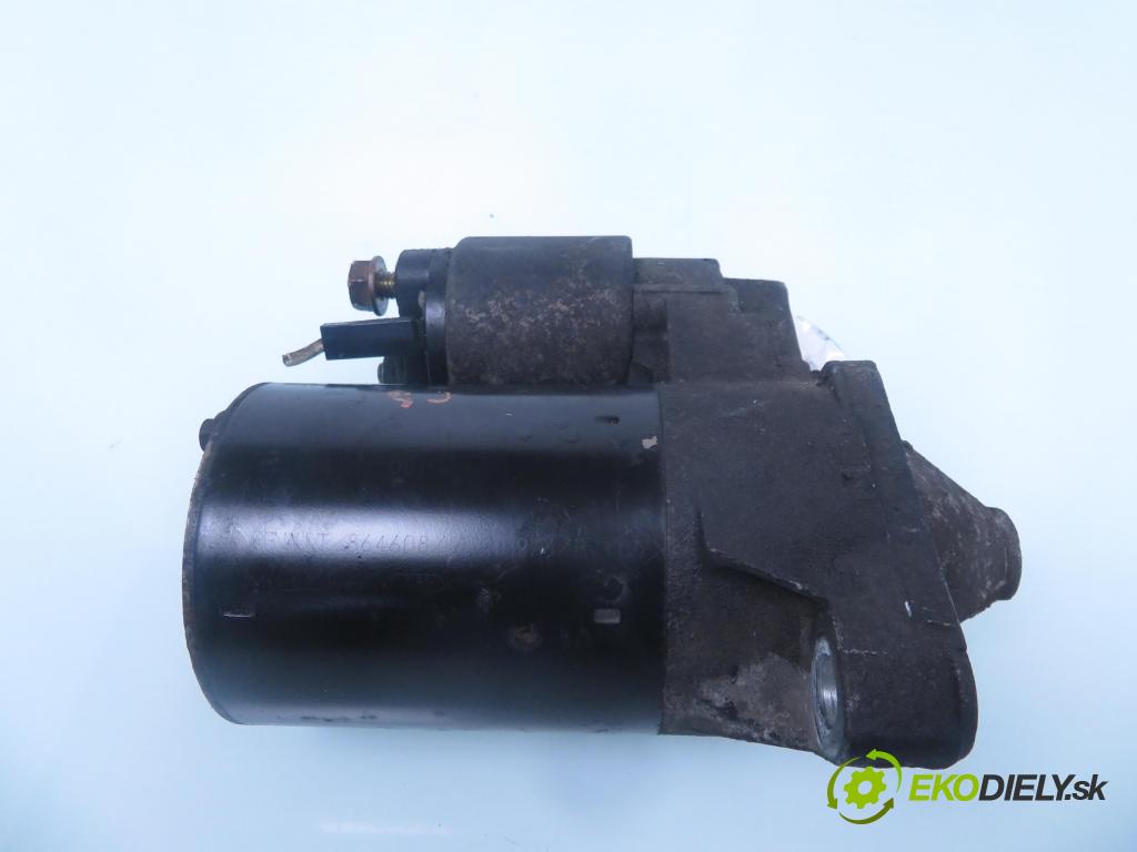 RENAULT CLIO II (BB_, CB_) HB 1999 43,00 1.2 8V 58 1149,00 startér 000116001 ; 864608 (Startér)