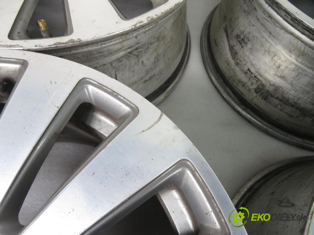 AUDI A8 D3 (4E2, 4E8)  0    disky / disk 4E0601025N