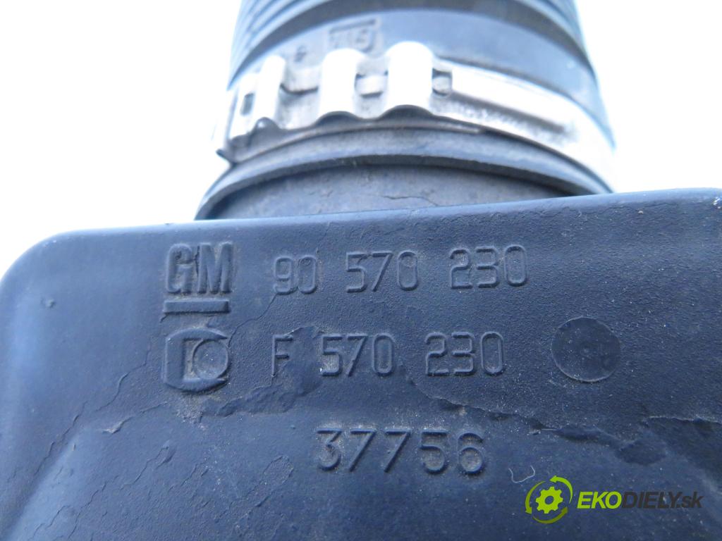 OPEL CORSA B (S93) HB 2000 40,00 1.0 i 12V 54 - X 10 XE 973,00 Škrtiaca klapka 90529471 ; 90570230 (Škrtiaca klapka)