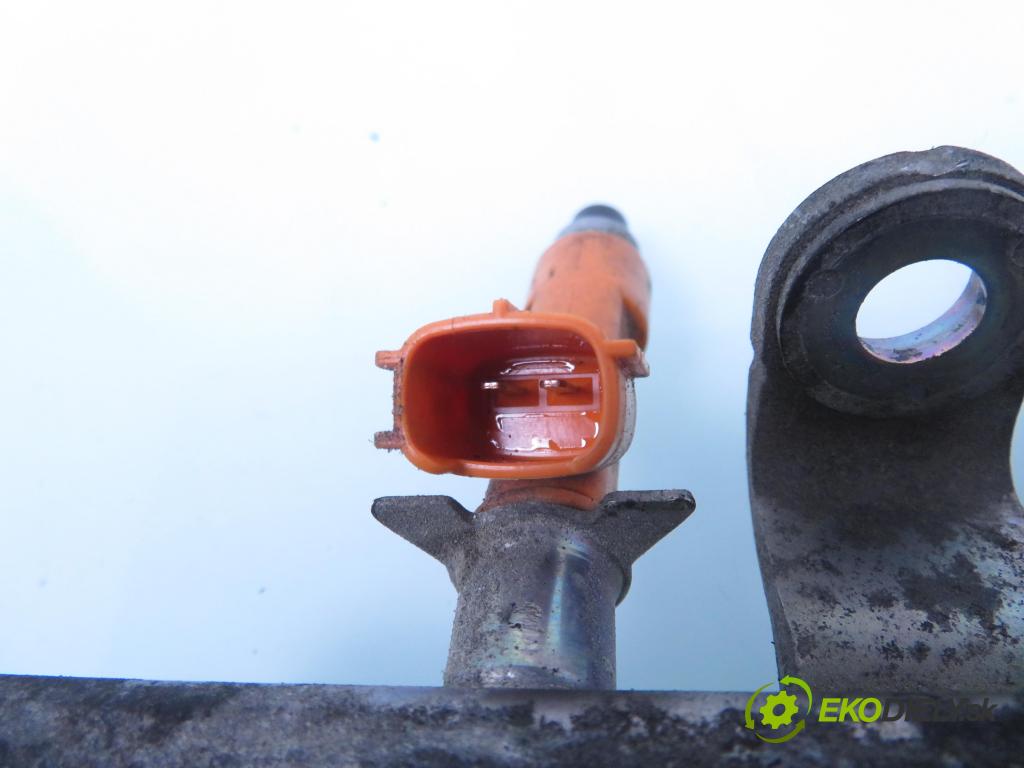 OPEL AGILA (B) (H08) HB 2008 48,00 1 - K10B 996,00 lišta vstřikovací 008082521 (Vstřikovací lišta)