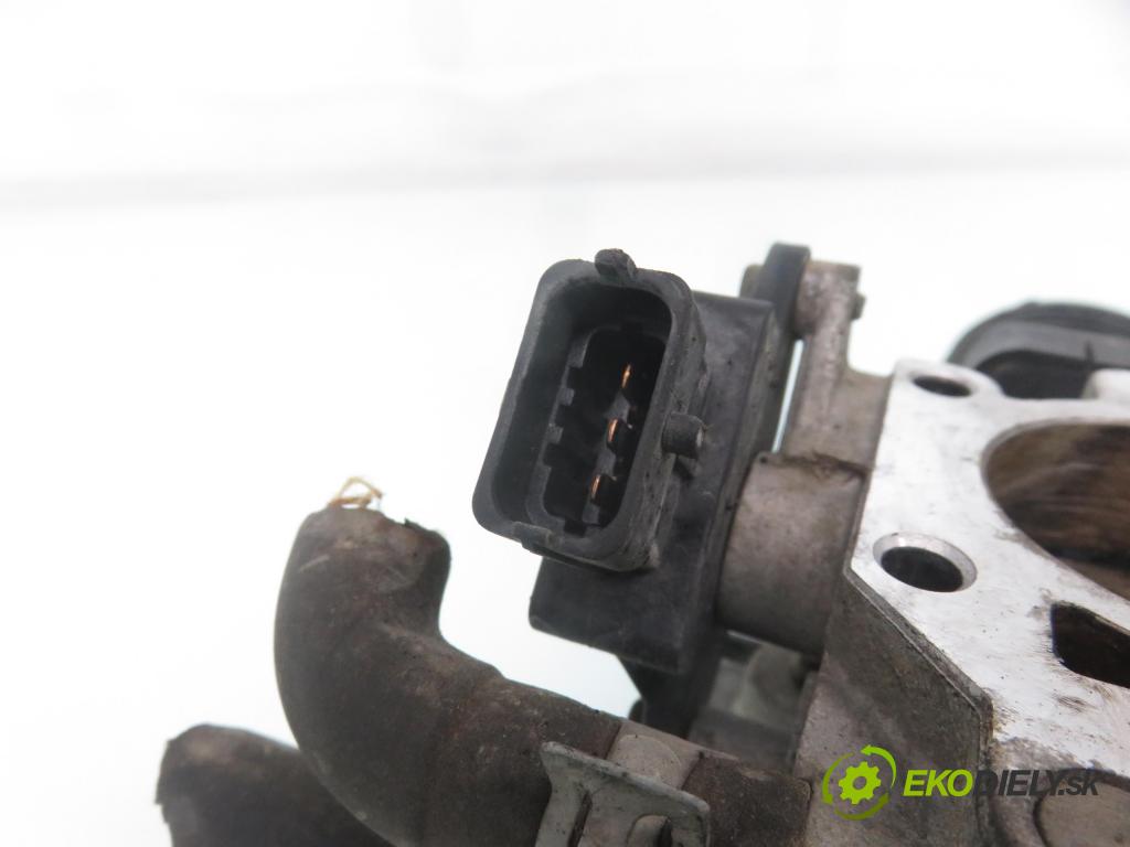 OPEL CORSA B (S93) HB 1998 40,00 1.0 i 12V 54 - X 10 XE 973,00 Škrtiaca klapka 90529471 ; 0205003050 (Škrtiaca klapka)