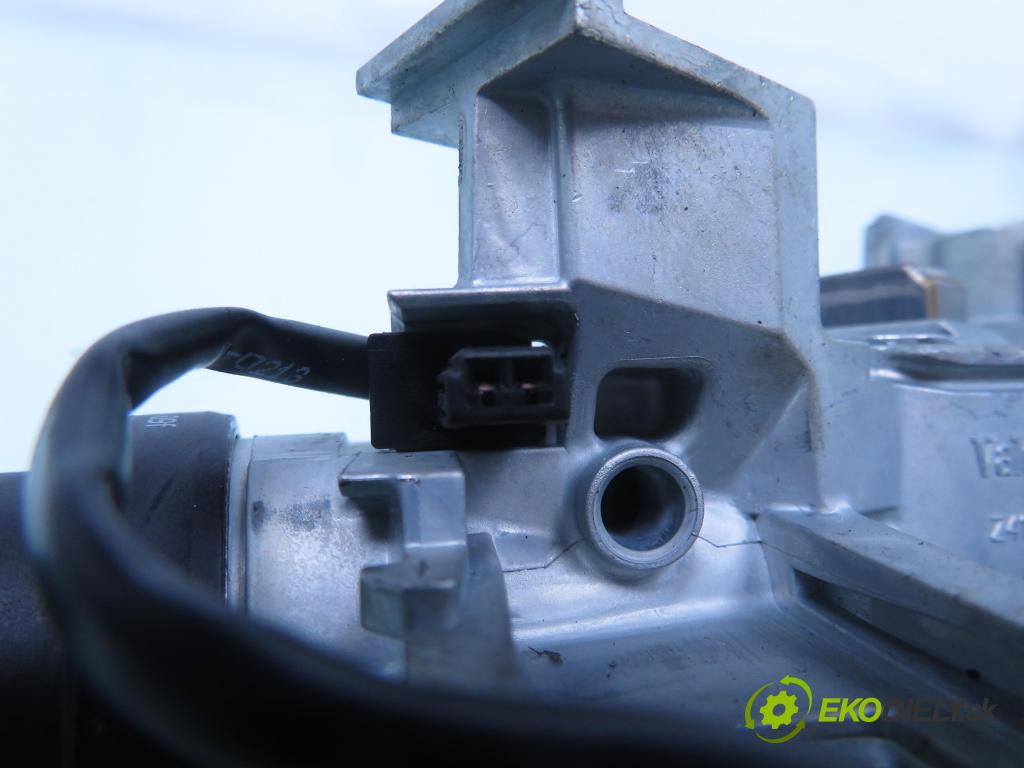 VW TOURAN (1T1, 1T2) MINIVAN 2005 103,00 2.0 TDI - BMM 1968,00 spinačka 1K0905851B ; 1K0905865A (Spínacie skrinky a kľúče)