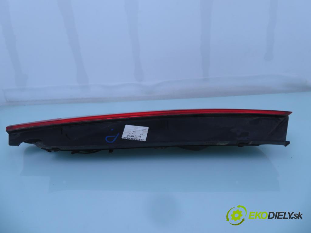 FORD FOCUS II (DA_, HCP) HB 2005 80,00 1.6 TDCi 109 - G8DA 1560,00 Svetlo pravé zadné 4M5113404A