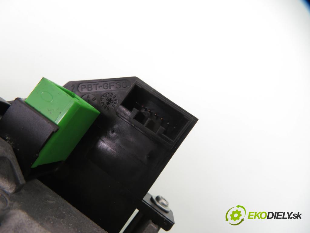 HONDA CIVIC VIII (FN, FK) SEDAN 2007 103,00 1.8 (FN1, FK2) - R18A2 1799,00 spinačka  (Spínacie skrinky a kľúče)