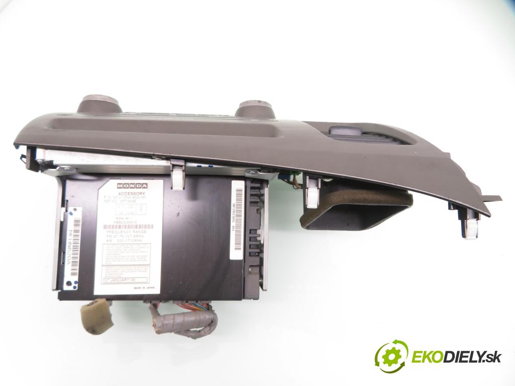 HONDA CIVIC VIII (FN, FK) SEDAN 2007 103,00 1.8 (FN1, FK2) - R18A2 1799,00 RADIO CD 39101SNAA520M1