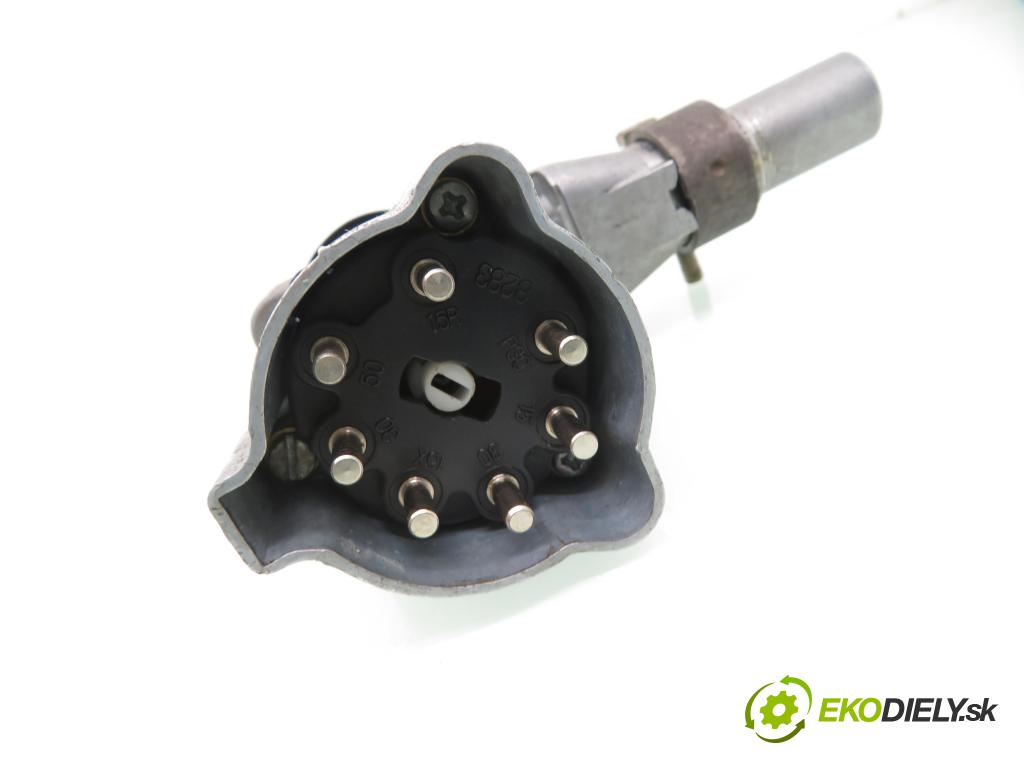 MERCEDES-BENZ KLASA C (W202) SEDAN 1994 70,00 2.2 16V D 95 - OM 604.910 2155,00 spinačka 0095457228 (Spínacie skrinky a kľúče)