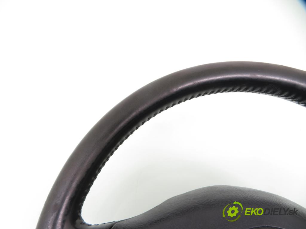 VW BORA (1J2) SEDAN 1999 66,00 1.9 TDI - AGR 1896,00 Volant 1J0419091R ; 3B0880201AG (Volanty)