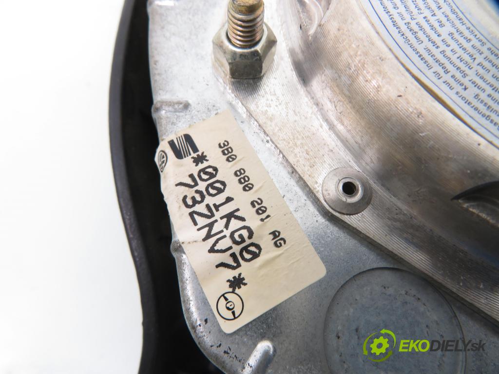 VW BORA (1J2) SEDAN 1999 66,00 1.9 TDI - AGR 1896,00 Volant 1J0419091R ; 3B0880201AG (Volanty)