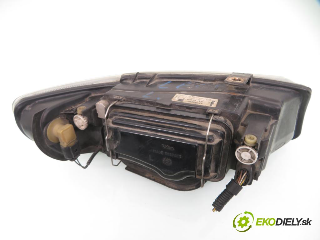 SEAT LEON (1M1) HB 2000 81,00 1.9 TDI - AHF 1896,00 Svetlo LP 1M1941001D ; 67742691