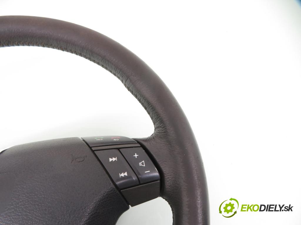 VOLVO S60 I (384) SEDAN 2001 120,00 2.4 D - D 5244 T5 2400,00 Volant 8666883 ; 9208345 (Volanty)