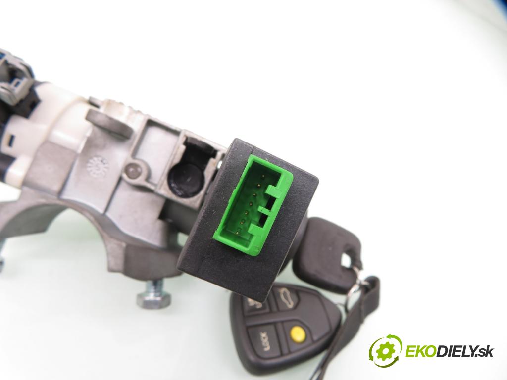 VOLVO S60 I (384) SEDAN 2001 120,00 2.4 D - D 5244 T5 2400,00 spinačka 73760 ; 8673073 (Spínacie skrinky a kľúče)