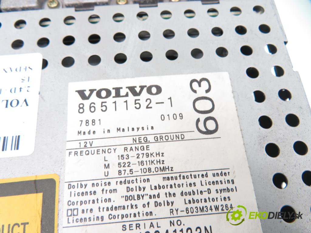 VOLVO S60 I (384) SEDAN 2001 120,00 2.4 D - D 5244 T5 2400,00 RADIO CD 86511521 ; 8673830