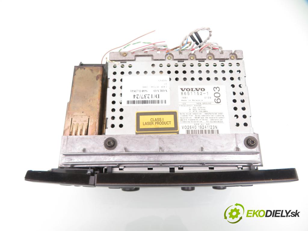 VOLVO S60 I (384) SEDAN 2001 120,00 2.4 D - D 5244 T5 2400,00 RADIO CD 86511521 ; 8673830