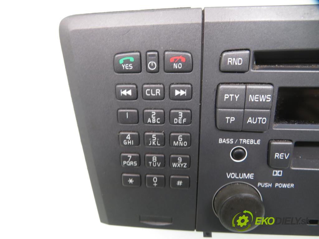 VOLVO S60 I (384) SEDAN 2001 120,00 2.4 D - D 5244 T5 2400,00 RADIO CD 86511521 ; 8673830