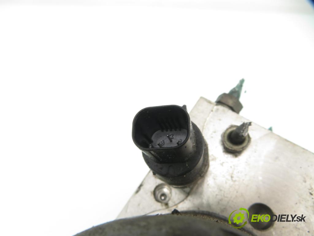 RENAULT SCENIC I (JA0/1_) MINIVAN 2001 75,00 1.9 dCi 102 - F9Q 732 1870,00 Pumpa ABS 0265950046 ; 8200090690 ; 0265225107 (Pumpy ABS)