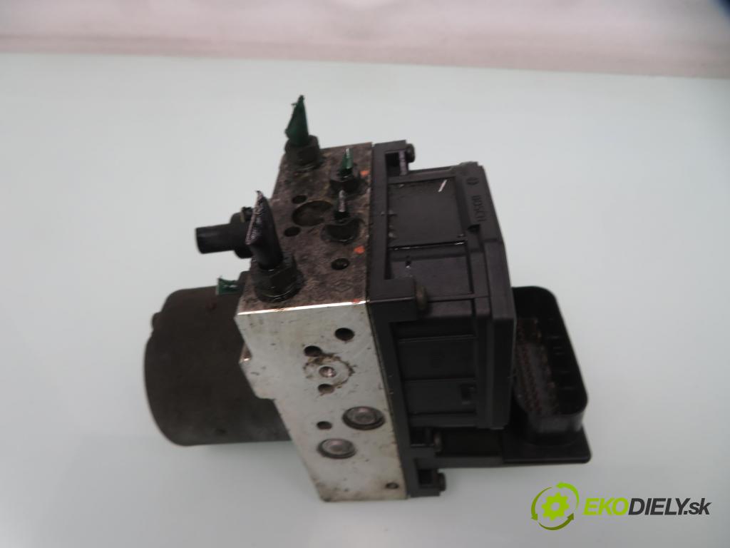 RENAULT SCENIC I (JA0/1_) MINIVAN 2001 75,00 1.9 dCi 102 - F9Q 732 1870,00 Pumpa ABS 0265950046 ; 8200090690 ; 0265225107 (Pumpy ABS)