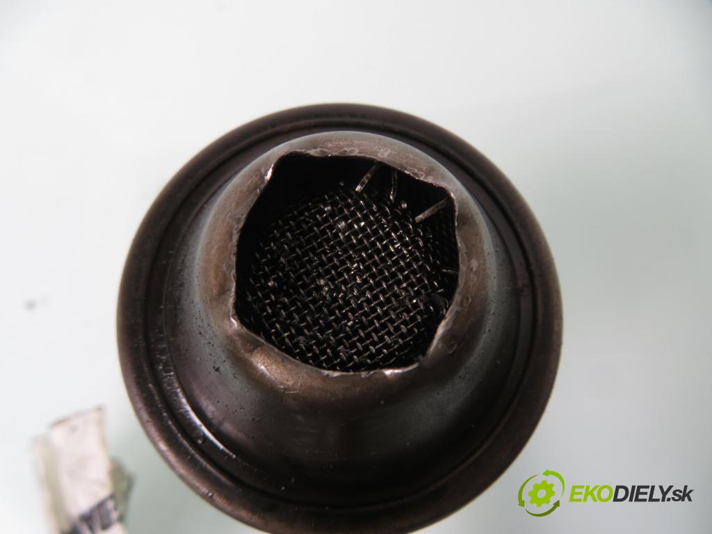 VW BORA (1J2) SEDAN 2001 85,00 2 - AZJ 1984,00 pumpa oleje 06A115121 ; 11346030911 (Olejové pumpy)