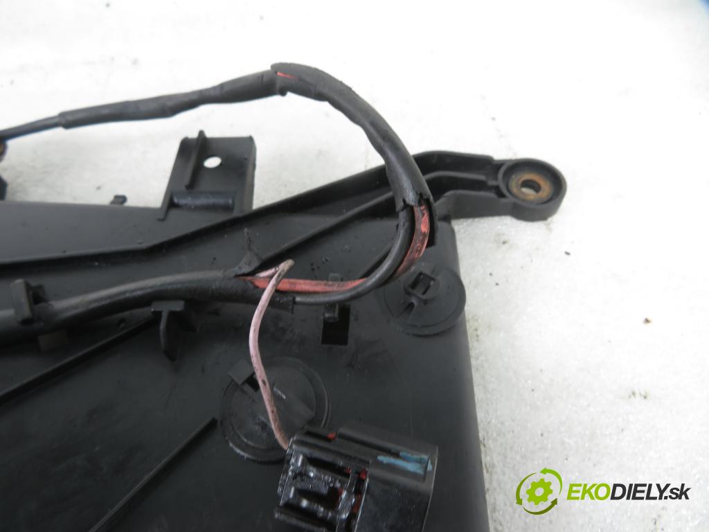 VOLVO S60 I (384) SEDAN 2001 120,00 2.4 D - D 5244 T5 2400,00 Ventilátor chladič vody 8649822 ; 3135103478