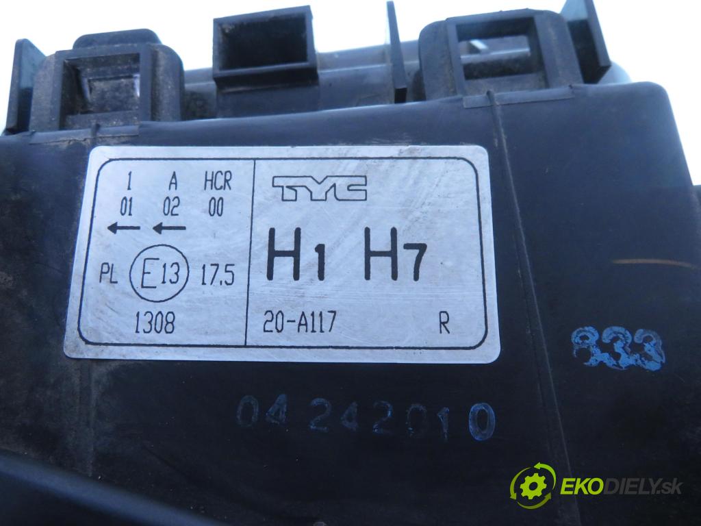 AUDI A3 (8L1) HB 2000 81,00 1.9 TDI - ASV 1896,00 Svetlo PP