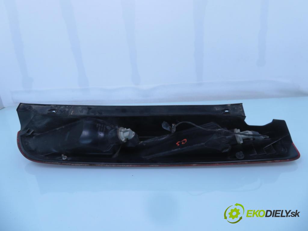 FORD FOCUS II (DA_, HCP) HB 2005 80,00 1.6 TDCi 109 - G8DA 1560,00 Svetlo ľavé zadné 4M5113405A