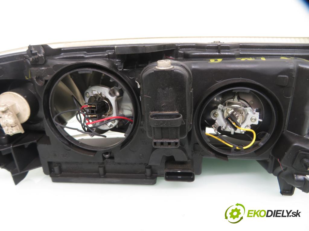 RENAULT LAGUNA II Grandtour (KG0/1_) KOMBI 2001 79,00 1.6 16V (KG0A, KG0L) - K4M 710 1598,00 Svetlo LP 8200002846 ; 89003523 ; 89004689