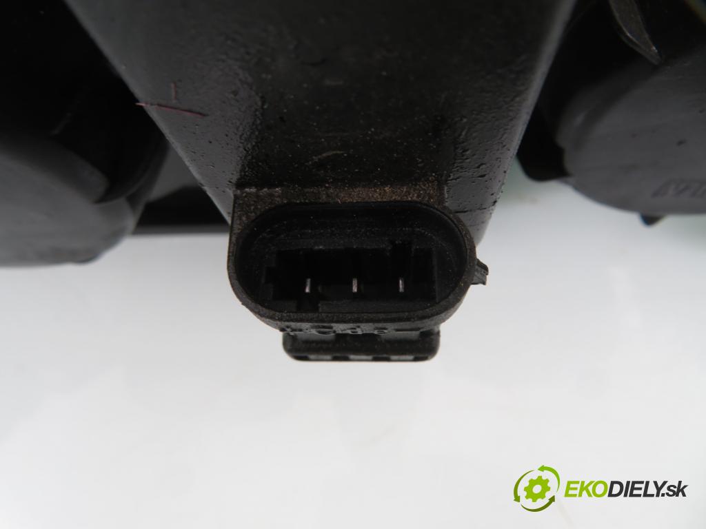 RENAULT LAGUNA II Grandtour (KG0/1_) KOMBI 2001 79,00 1.6 16V (KG0A, KG0L) - K4M 710 1598,00 Svetlo LP 8200002846 ; 89003523 ; 89004689