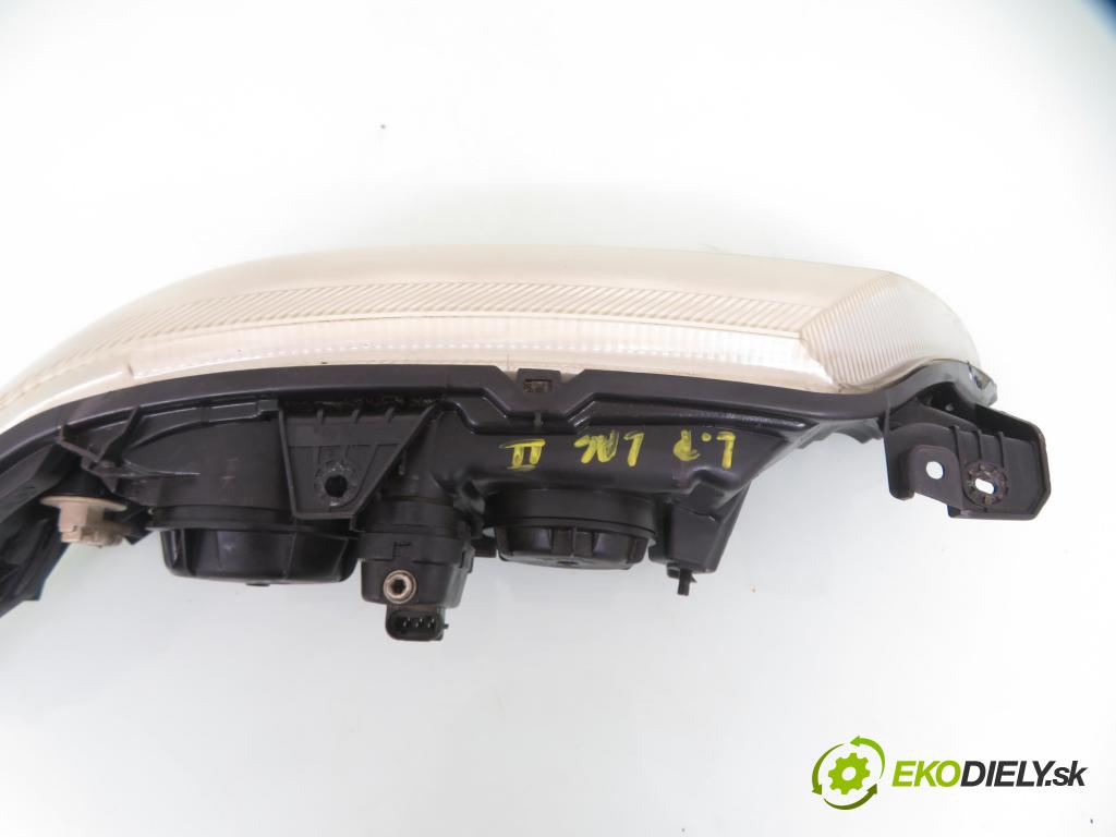 RENAULT LAGUNA II Grandtour (KG0/1_) KOMBI 2001 79,00 1.6 16V (KG0A, KG0L) - K4M 710 1598,00 Svetlo LP 8200002846 ; 89003523 ; 89004689