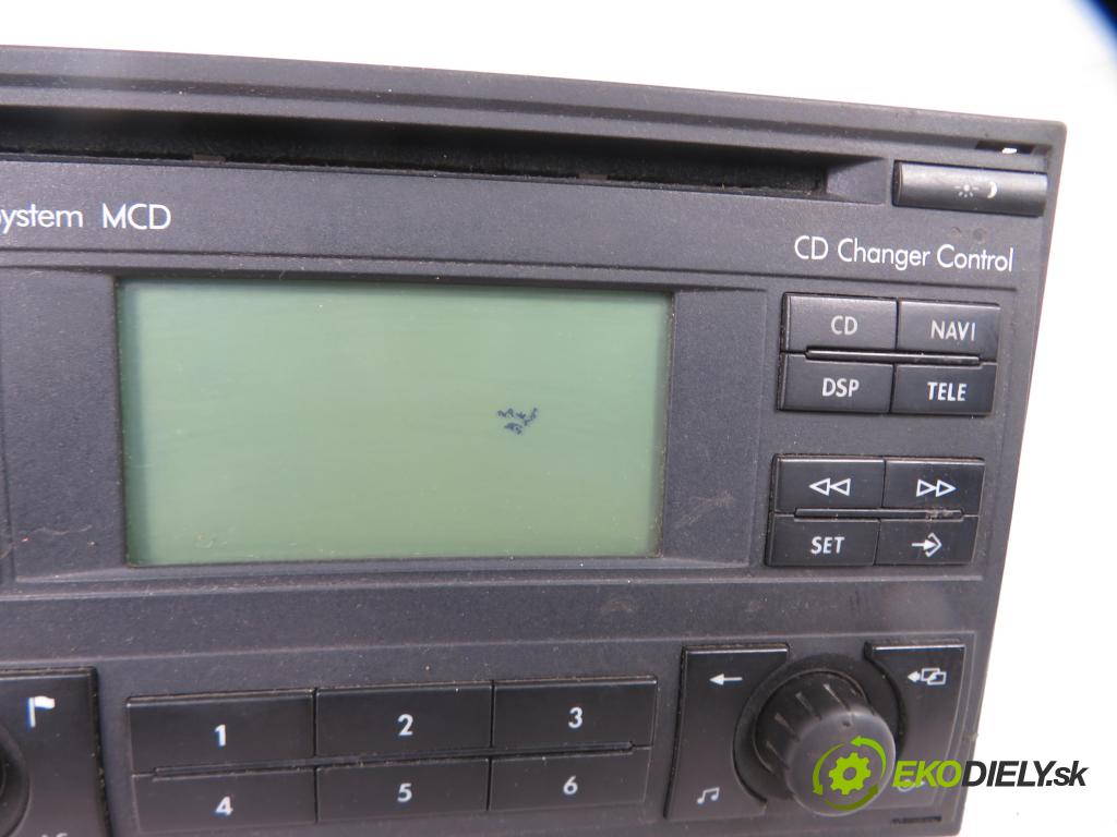 VW PASSAT B5.5 (3B3) KOMBI 2003 96,00 1.9 TDI - AWX 1896,00 RADIO CD 1J0035191C