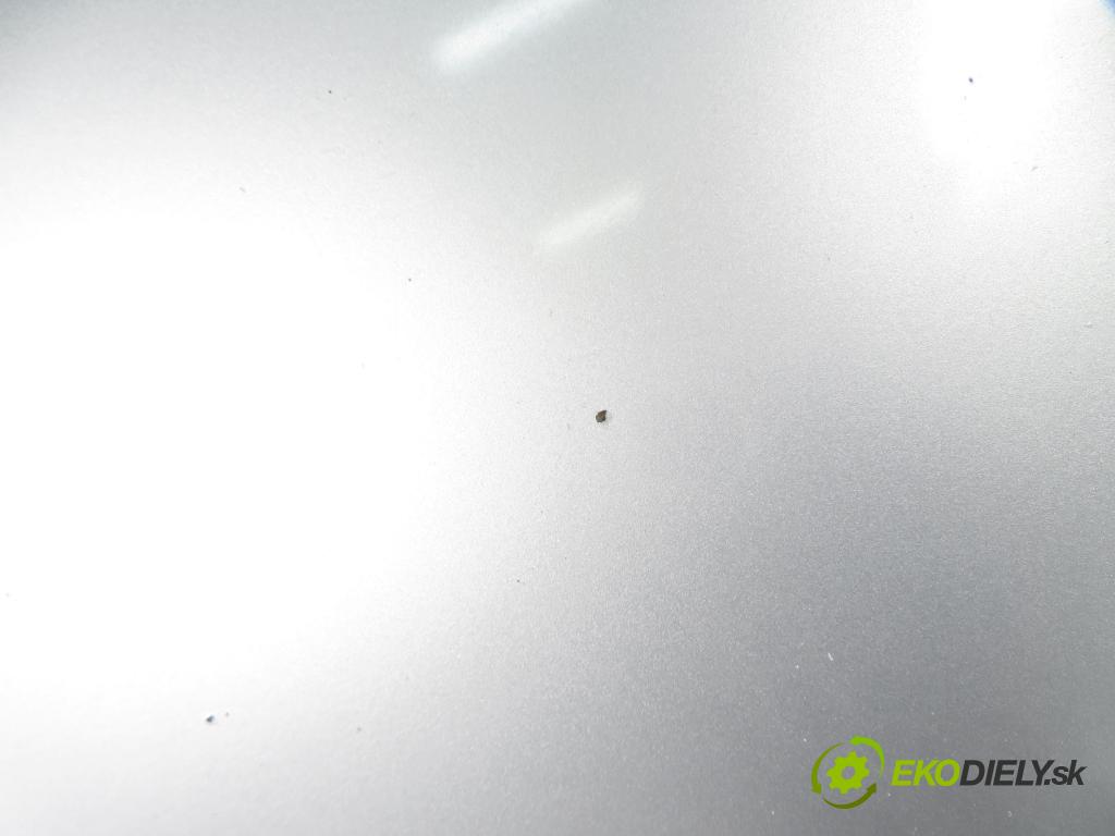 SEAT ALTEA (5P1) MINIVAN 2004 75,00 1.6 102 1595,00 kapota LS7N (Kapoty)