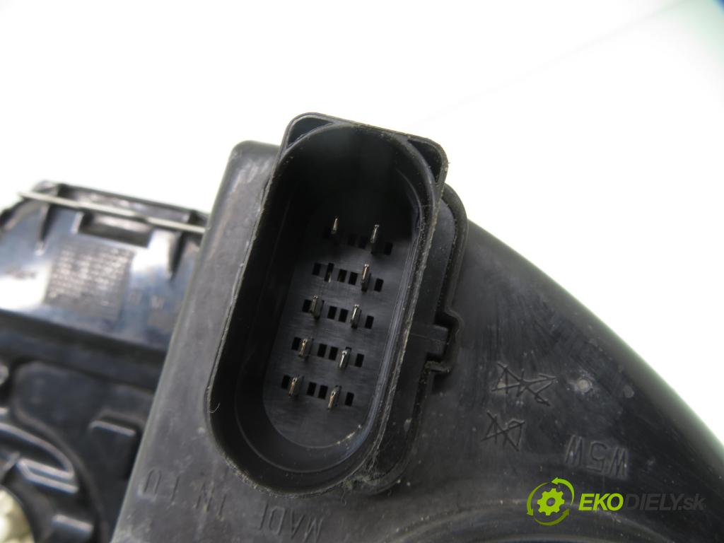 SEAT ALTEA (5P1) MINIVAN 2004 75,00 1.6 102 1595,00 Svetlo LP 5P1941005A ; 89309810