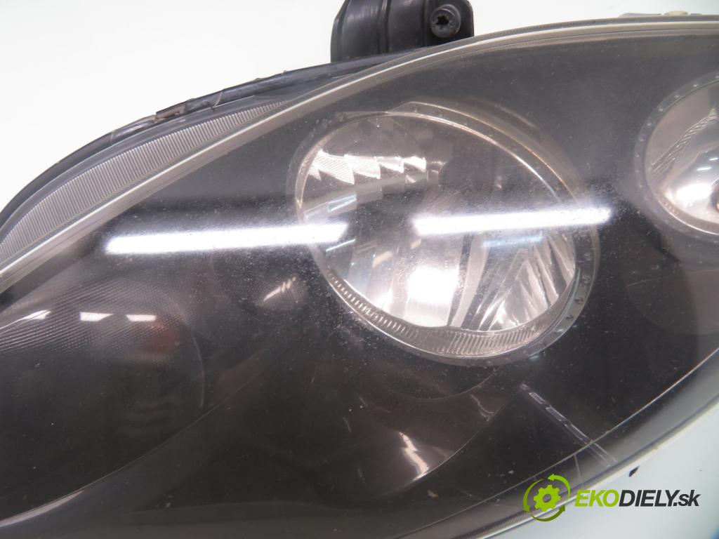 SEAT ALTEA (5P1) MINIVAN 2004 75,00 1.6 102 1595,00 Svetlo LP 5P1941005A ; 89309810