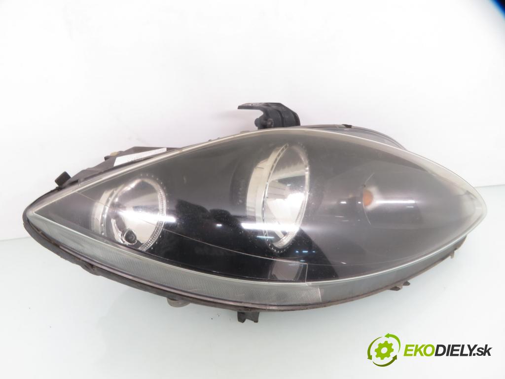 SEAT ALTEA (5P1) MINIVAN 2004 75,00 1.6 102 1595,00 Svetlo PP 5P1941006A ; 89309820