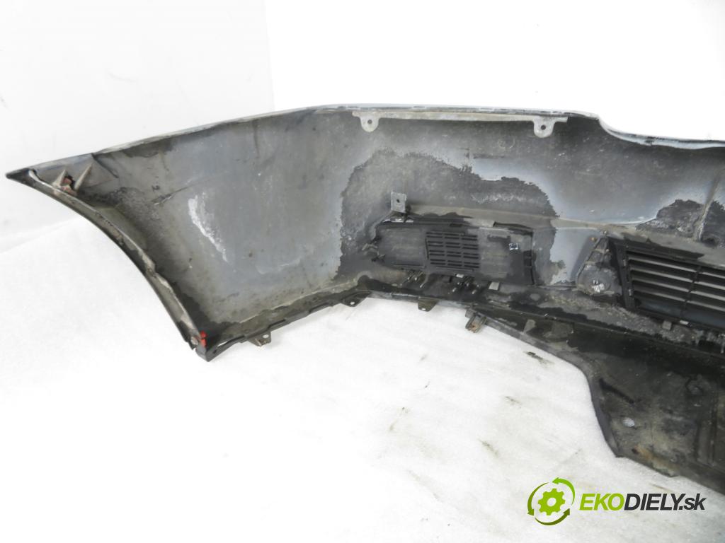 OPEL VECTRA C (Z02) LIFTBACK 2004 110,00 1.9 CDTI - Z 19 DTH 1910,00 nárazník přední část