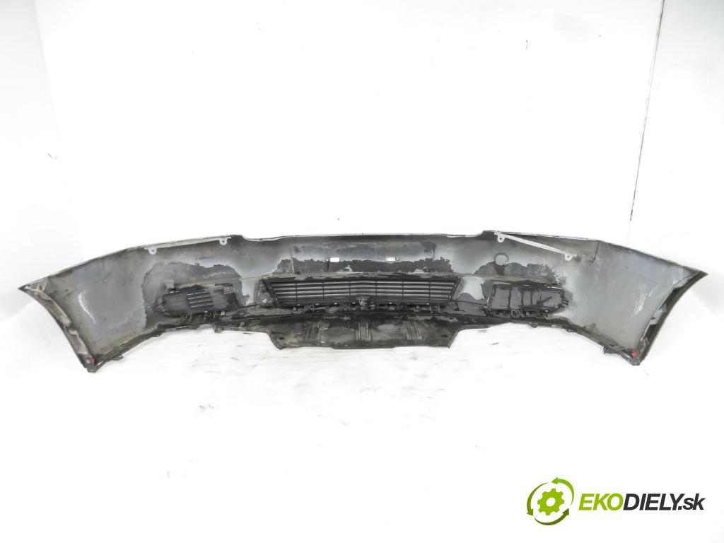OPEL VECTRA C (Z02) LIFTBACK 2004 110,00 1.9 CDTI - Z 19 DTH 1910,00 nárazník přední část
