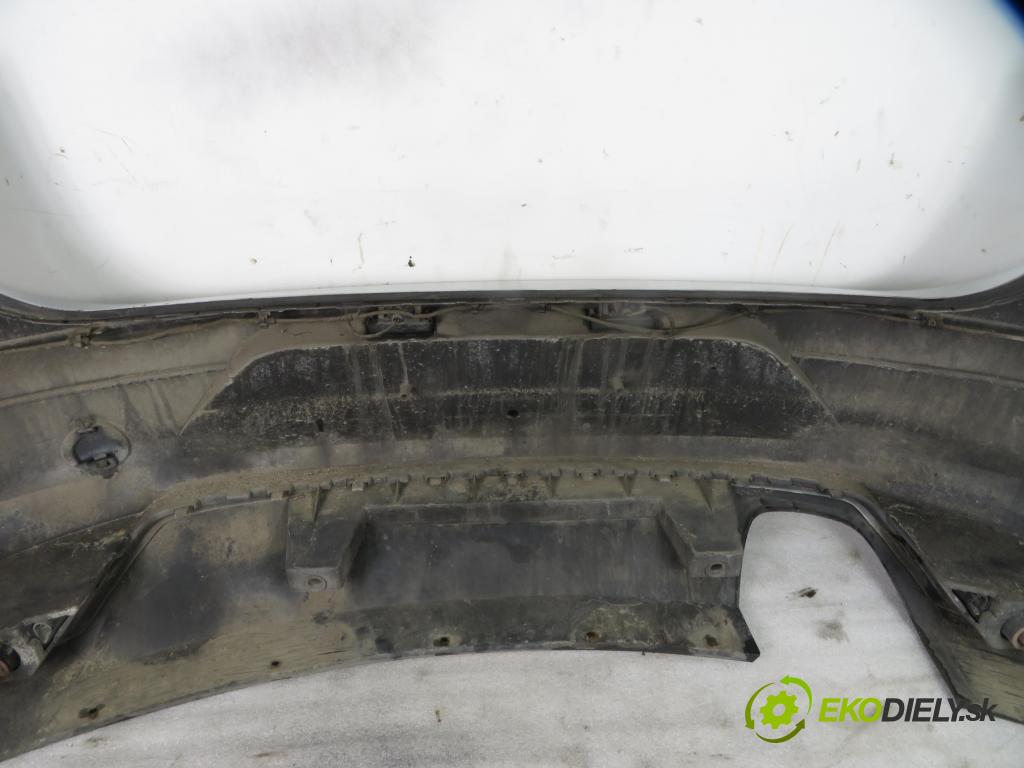 SEAT ALTEA (5P1) MINIVAN 2004 75,00 1.6 102 1595,00 nárazník zadní část