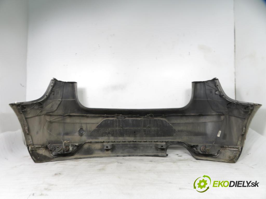 SEAT ALTEA (5P1) MINIVAN 2004 75,00 1.6 102 1595,00 nárazník zadní část