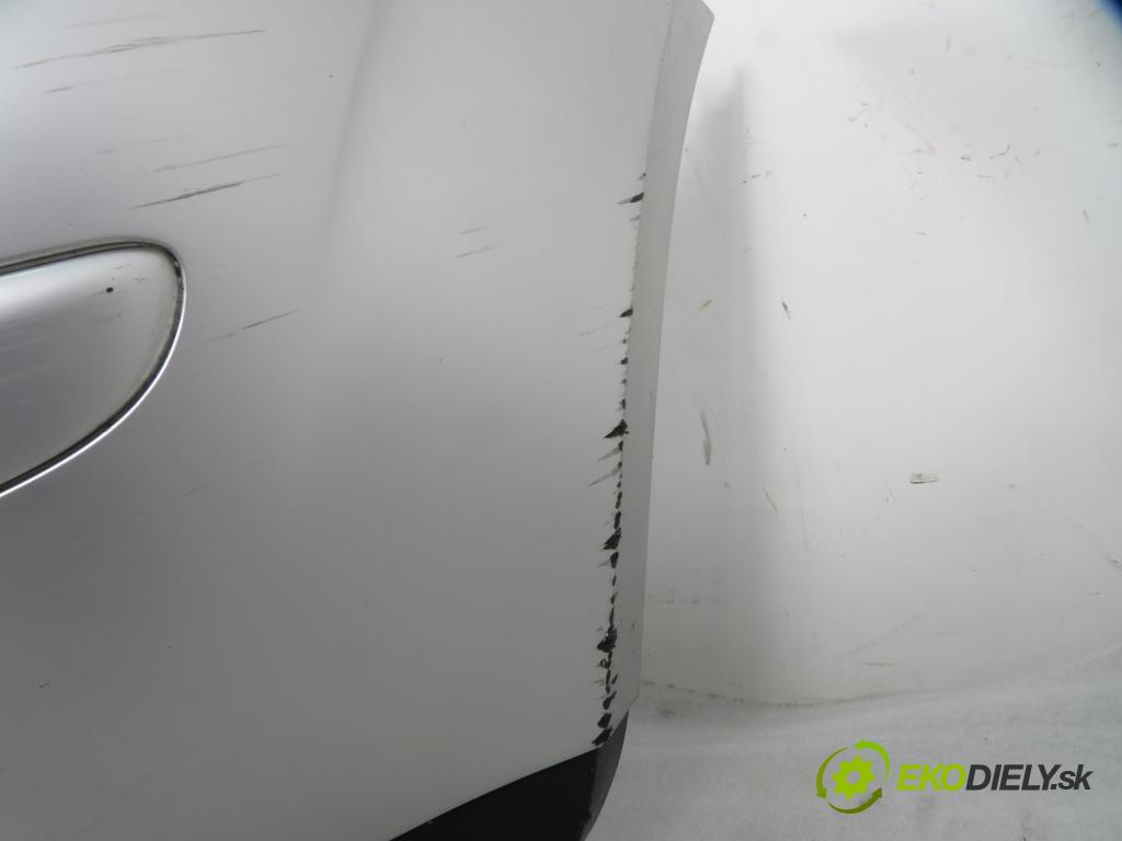 SEAT ALTEA (5P1) MINIVAN 2004 75,00 1.6 102 1595,00 nárazník zadní část