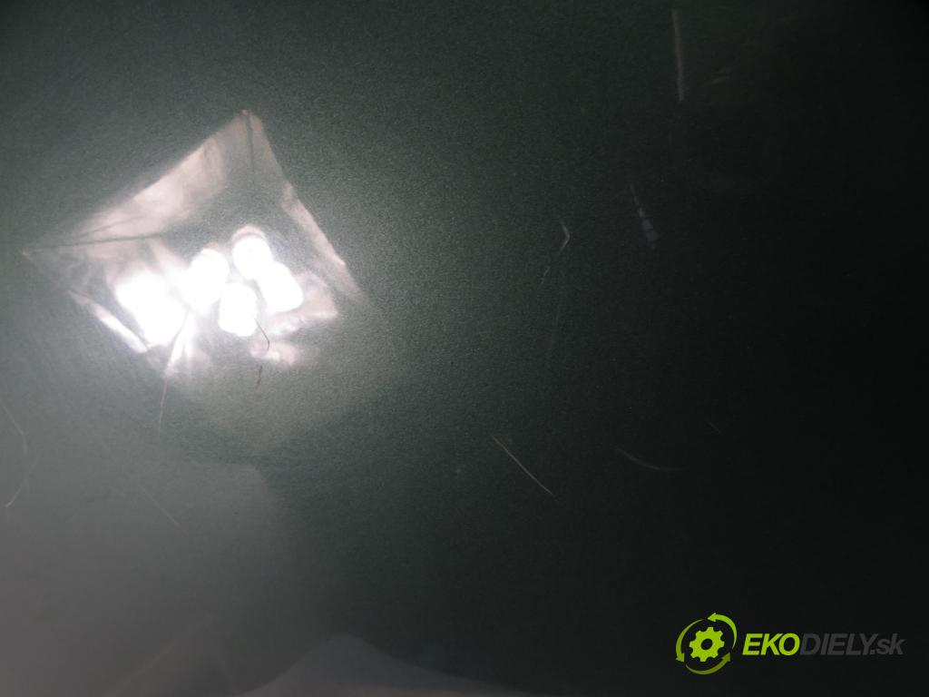 MERCEDES-BENZ KLASA C (W202) SEDAN 1994 70,00 2.2 16V D 95 - OM 604.910 2155,00 kapota  (Kapoty)