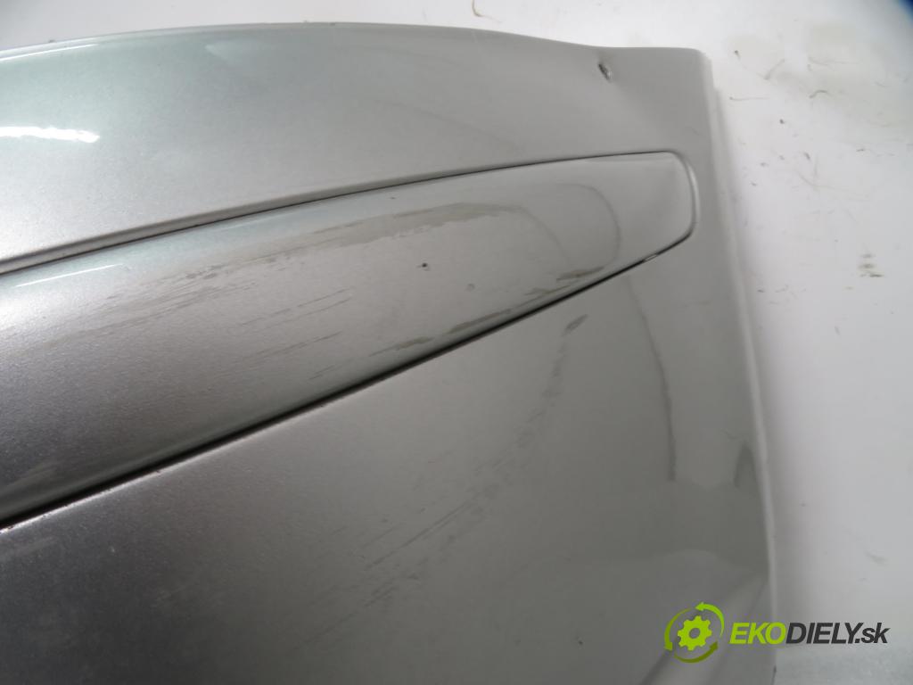 TOYOTA AVENSIS Kombi (_T25_) KOMBI 2003 85,00 2.0 D-4D 116 - 1CD-FTV 1995,00 nárazník přední část