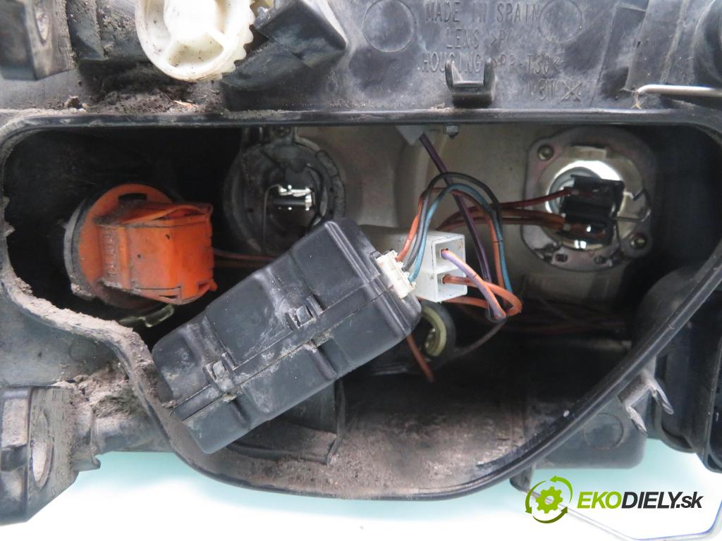 AUDI A2 (8Z0) HB 2000 55,00 1.4 - AUA 1390,00 Svetlo LP 8Z0941003 ; 89303091 ; 1854309000