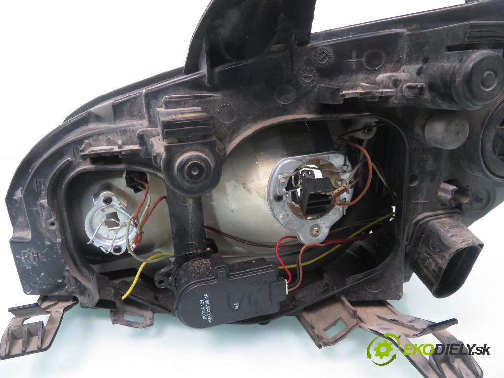 FORD FOCUS II (DA_, HCP) HB 2005 80,00 1.6 TDCi 109 - G8DA 1560,00 Svetlo PP 4M5113K060AA ; VP4M5X13K060AA