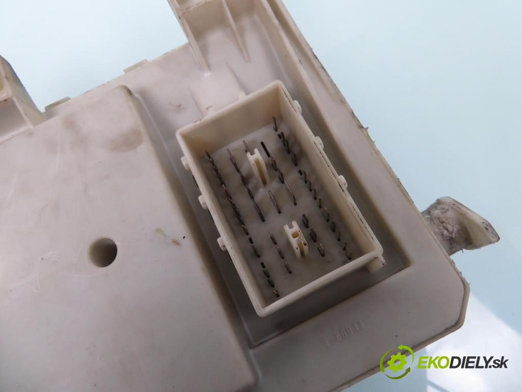 FORD FOCUS C-MAX (DM2) MINIVAN 2003 88,00 1.8 - CSDA 1798,00 MODUL BSI 4M5T14A073DJ ; 97RA000001 ; 97RA012018