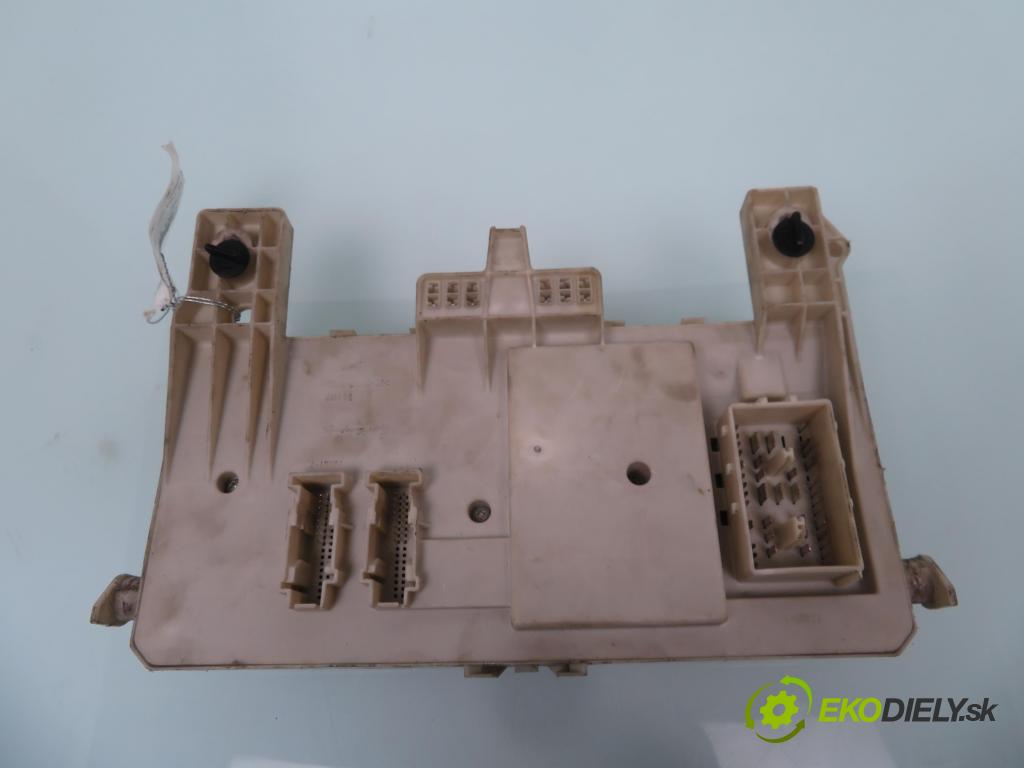 FORD FOCUS C-MAX (DM2) MINIVAN 2003 88,00 1.8 - CSDA 1798,00 MODUL BSI 4M5T14A073DJ ; 97RA000001 ; 97RA012018