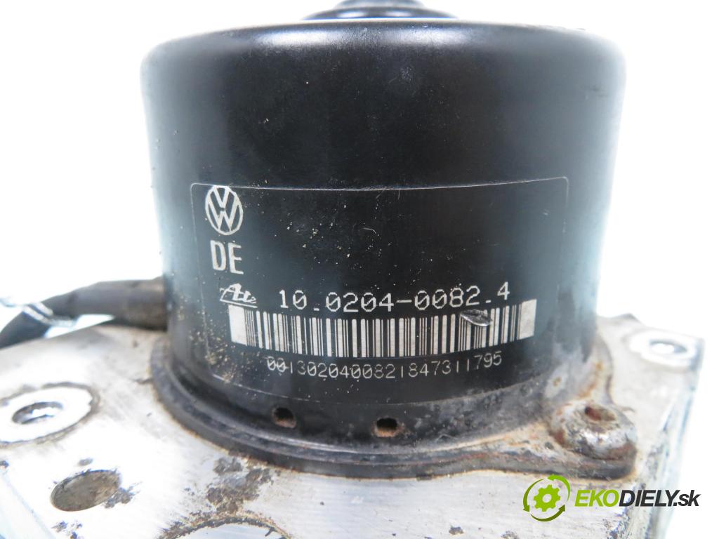 VW GOLF III (1H1) KOMBI 1997 55,00 1.8 - AAM 1781,00 Pumpa ABS 10020400824 ; 3A0907379D ; 10094603113 (Pumpy ABS)