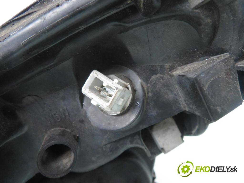 RENAULT SCENIC I (JA0/1_) MINIVAN 2002 75,00 1.9 dCi 102 - F9Q 732 1870,00 Svetlo PP 7700432093 ; 1101047602 ; 89002991
