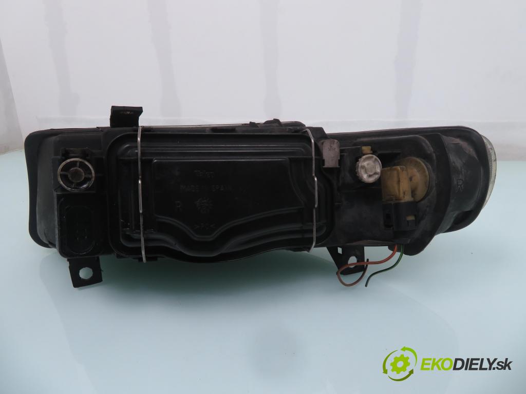SEAT LEON (1M1) HB 2003 81,00 1.9 TDI 110 - ASV 1896,00 Svetlo PP 67742701 ; 1M1941002D